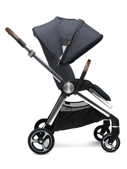Strada Navy Pushchair with Navy Carrycot image number 2